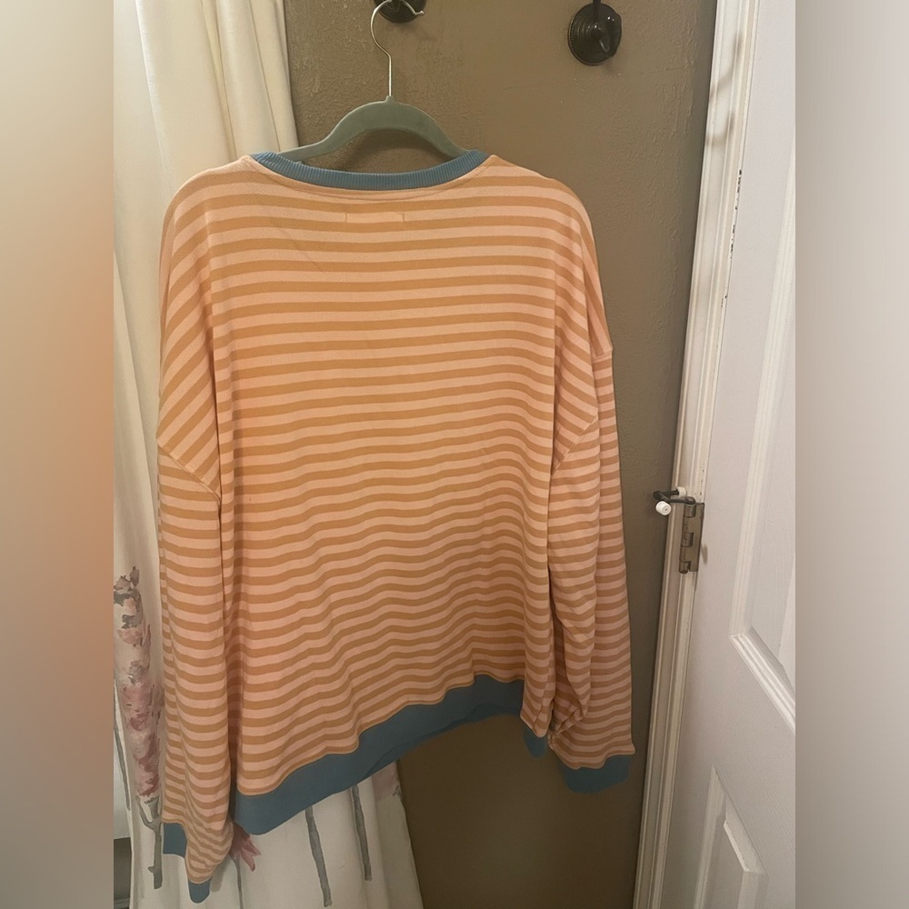 We The Free Classic Striped Oversized Crewneck Color: Latte Combo Large NWT - Picture 5 of 5